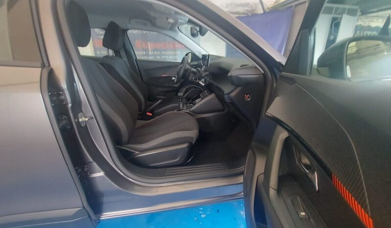 Peugeot 2008 1.2 Puretech Active pieno