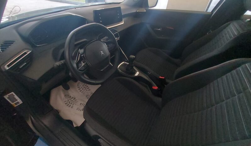 Peugeot 2008 1.2 Puretech Active pieno